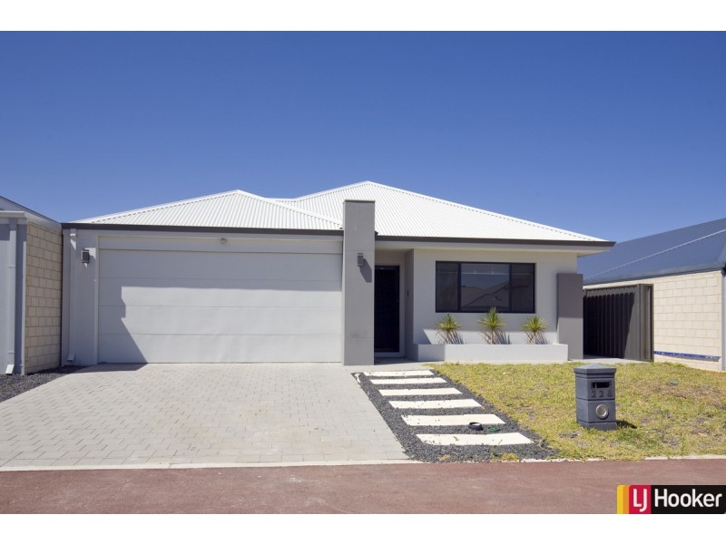 228 Lake Valley Road, Lakelands WA 6180