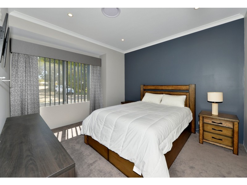 51 Thornbill Crescent, Coodanup WA 6210