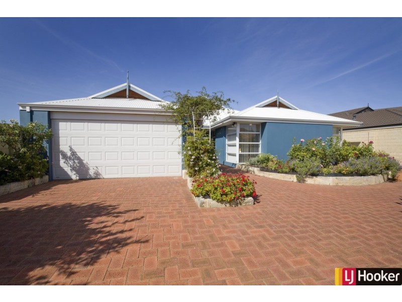 12 Fistina Ramble, Halls Head WA 6210