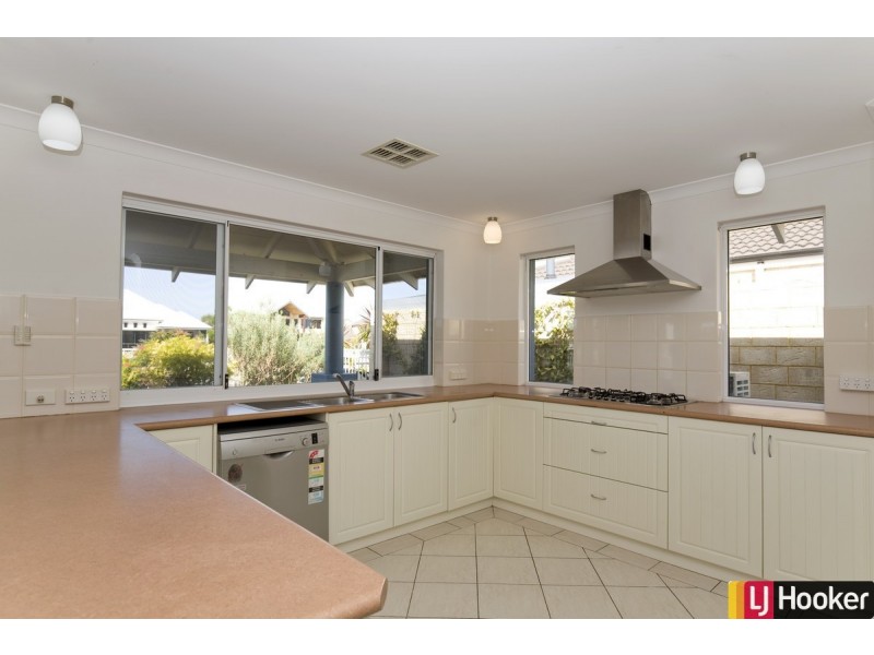 12 Fistina Ramble, Halls Head WA 6210