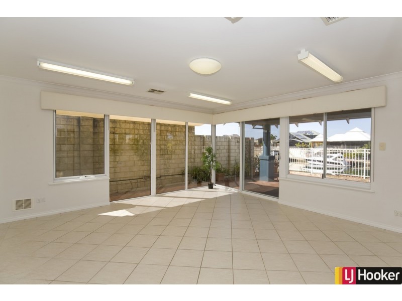 12 Fistina Ramble, Halls Head WA 6210