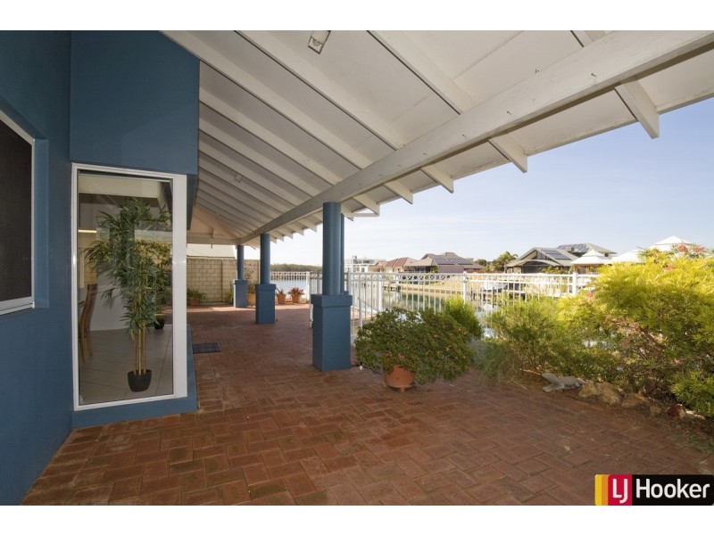 12 Fistina Ramble, Halls Head WA 6210