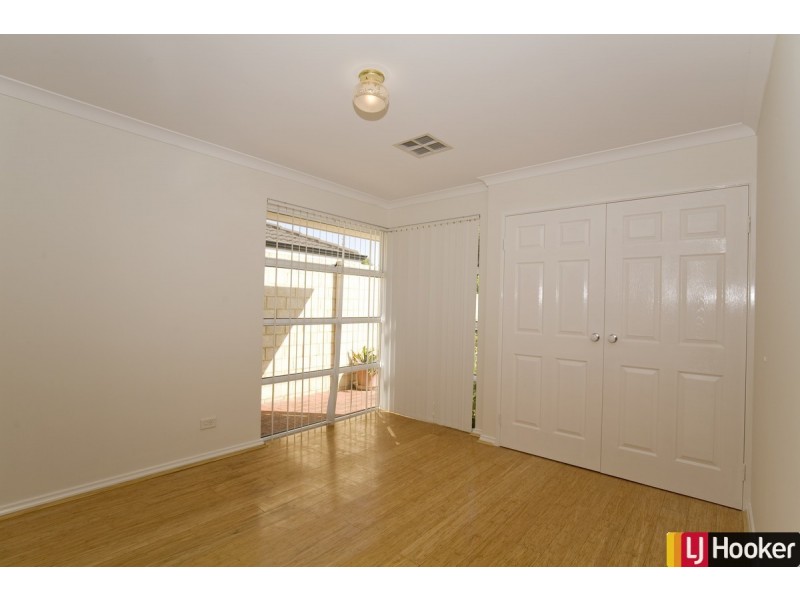 12 Fistina Ramble, Halls Head WA 6210