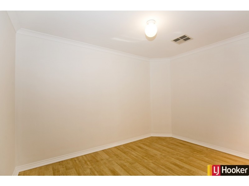 12 Fistina Ramble, Halls Head WA 6210