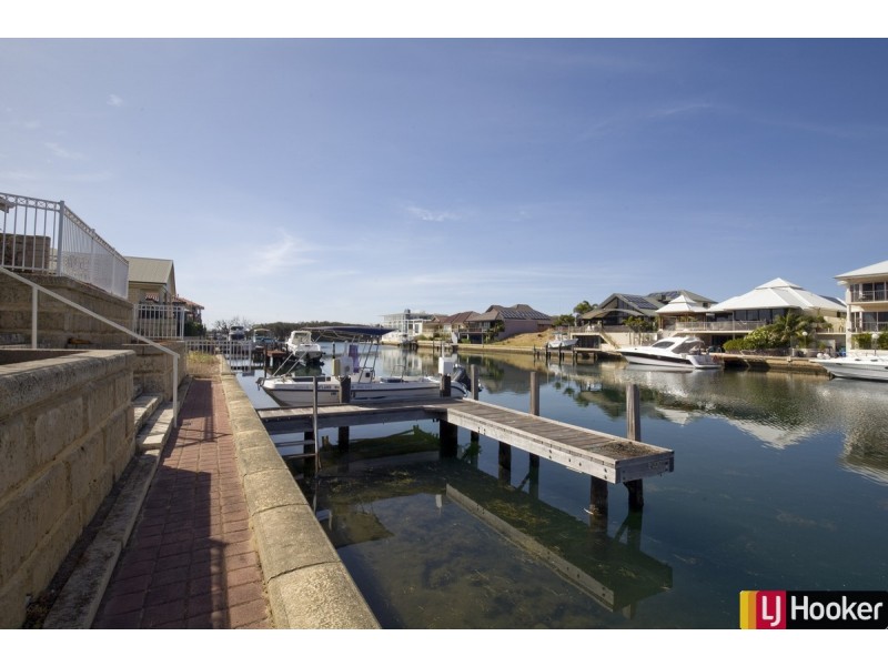 12 Fistina Ramble, Halls Head WA 6210