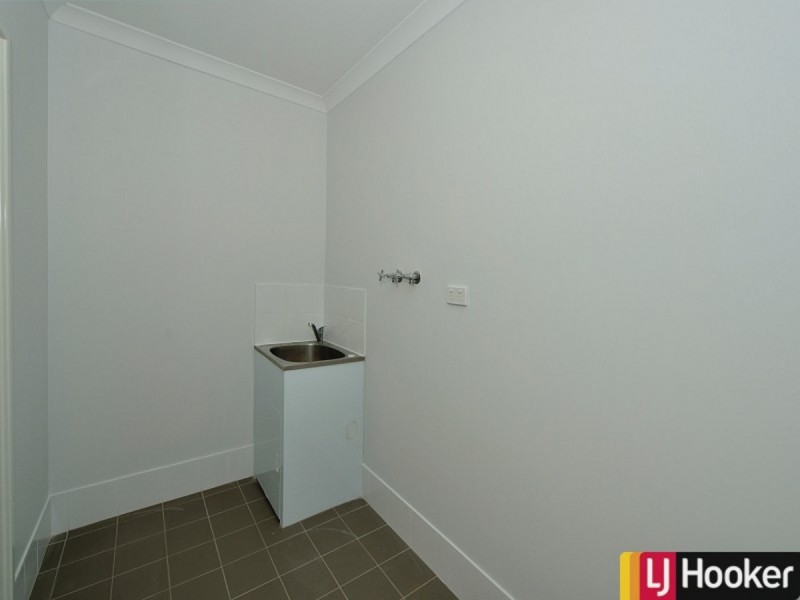 1 Tamarind Lane, Halls Head WA 6210