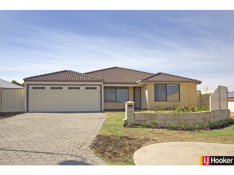 11 Rayner Promenade, Lakelands WA 6180