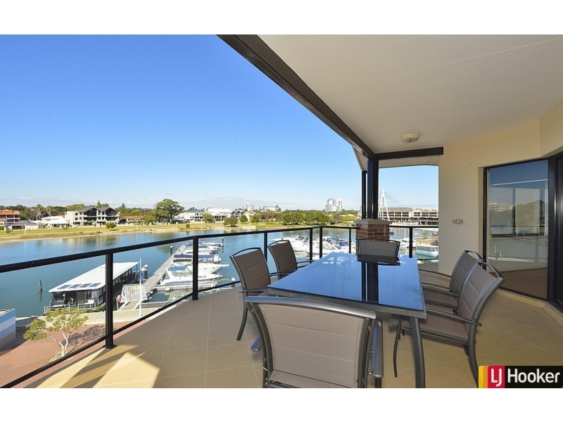 55/37 Dolphin Drive, Mandurah WA 6210