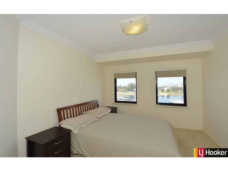 55/37 Dolphin Drive, Mandurah WA 6210