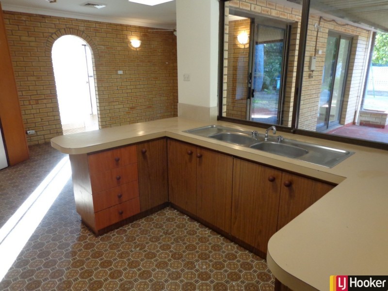 12 Roy Road, Coodanup WA 6210