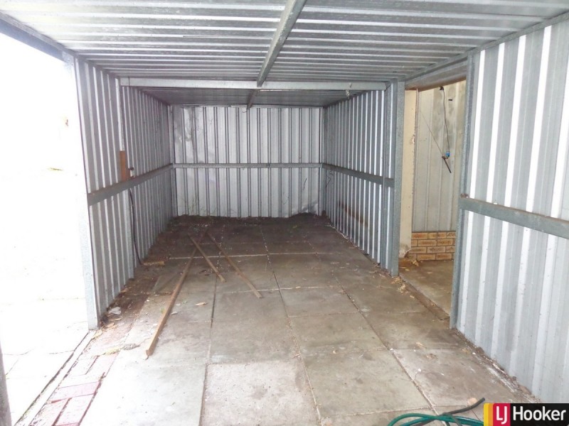 12 Roy Road, Coodanup WA 6210