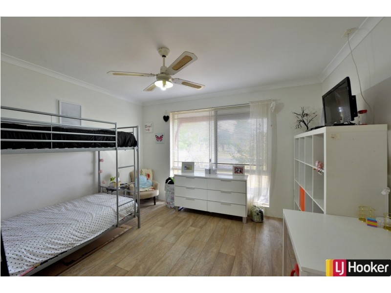 19 Pentland Crescent, Dudley Park WA 6210