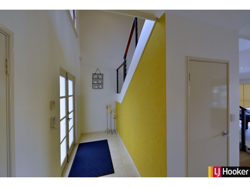 9/3 Piccolo Place, Halls Head WA 6210