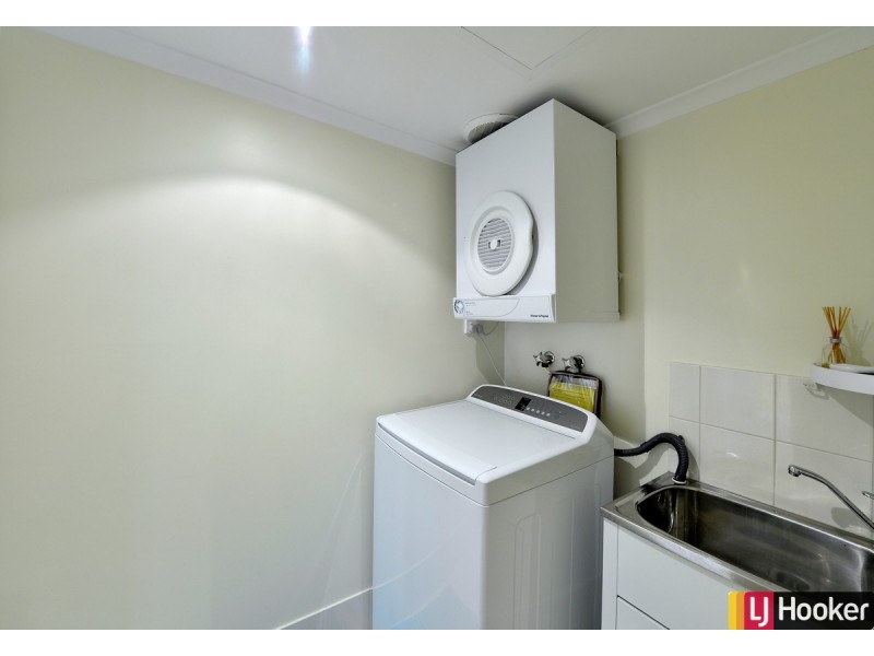 9/3 Piccolo Place, Halls Head WA 6210