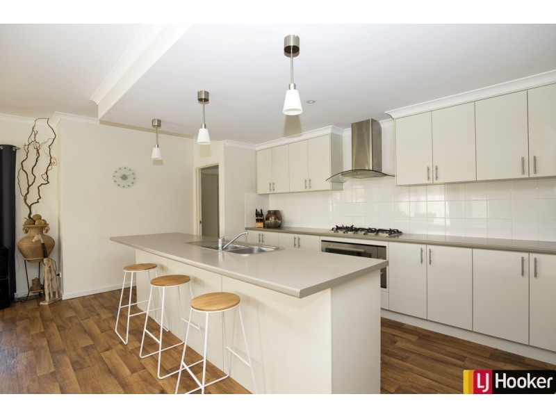 295 Peelwood Parade, Halls Head WA 6210