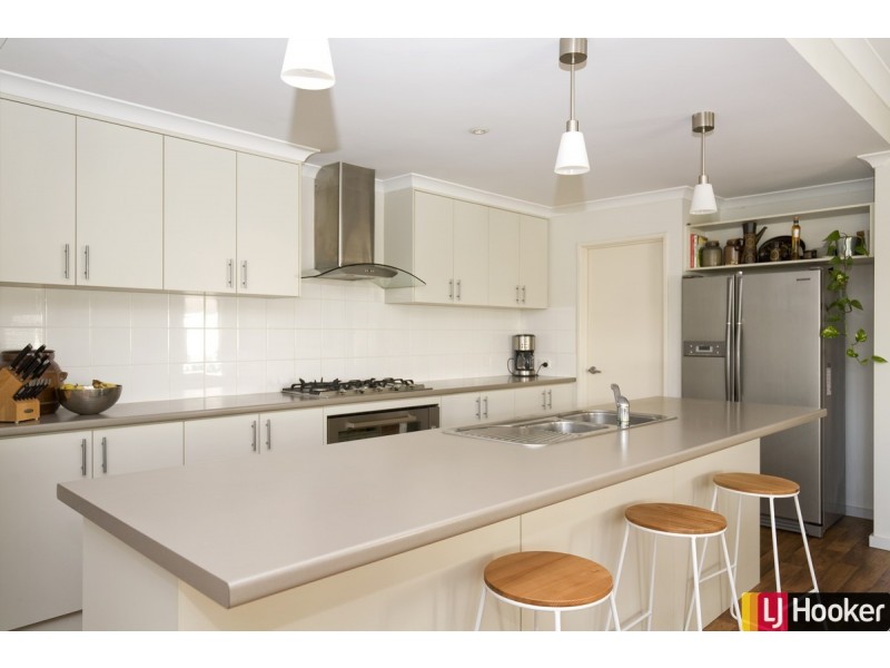 295 Peelwood Parade, Halls Head WA 6210