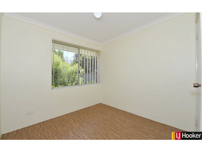 2/2 Medford Court, Meadow Springs WA 6210