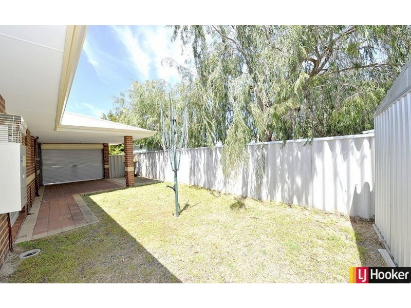 2/2 Medford Court, Meadow Springs WA 6210