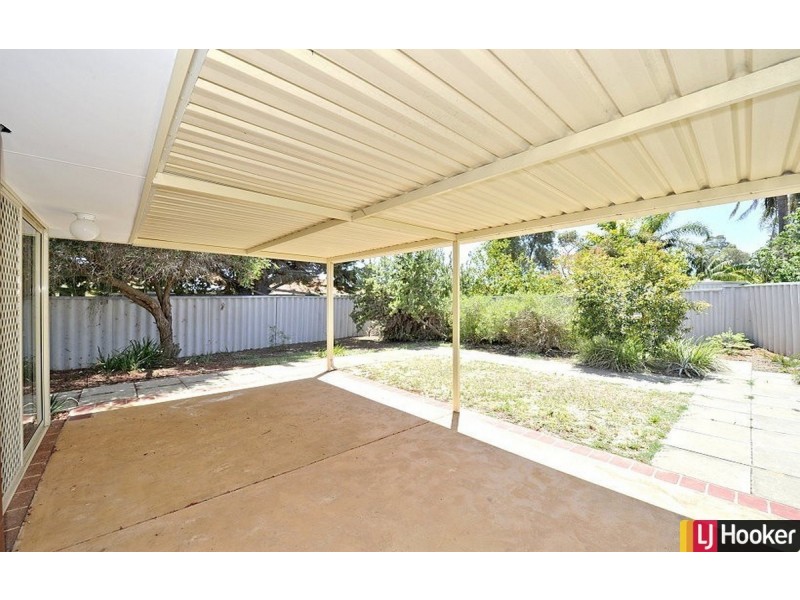 2/2 Medford Court, Meadow Springs WA 6210