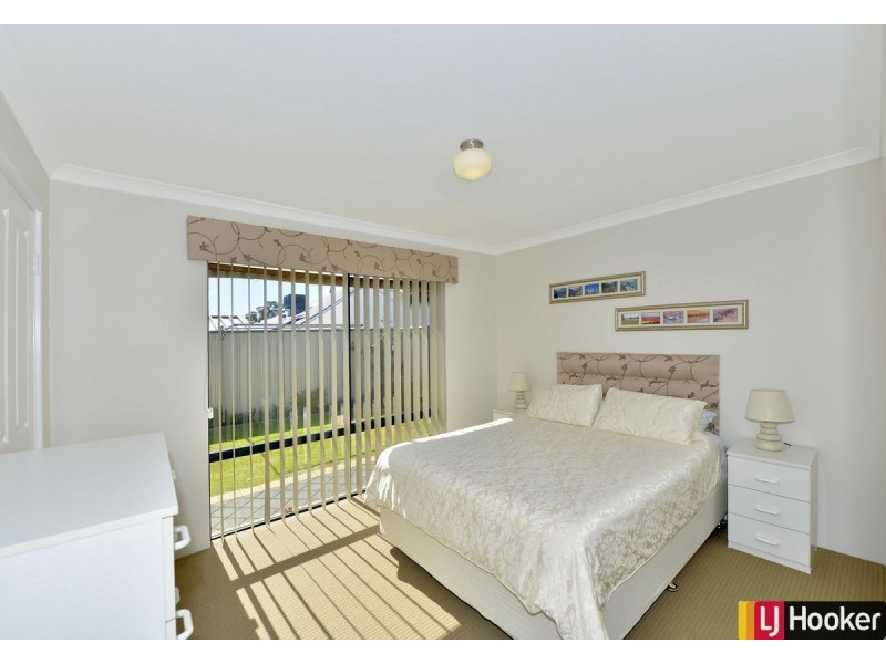 11 Caslano Road, Meadow Springs WA 6210