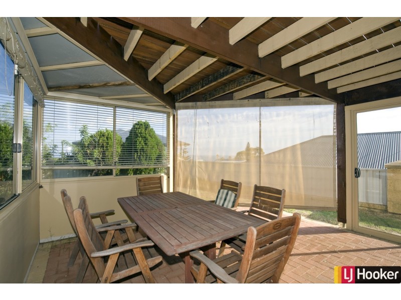 4B Merindah Meander, Falcon WA 6210