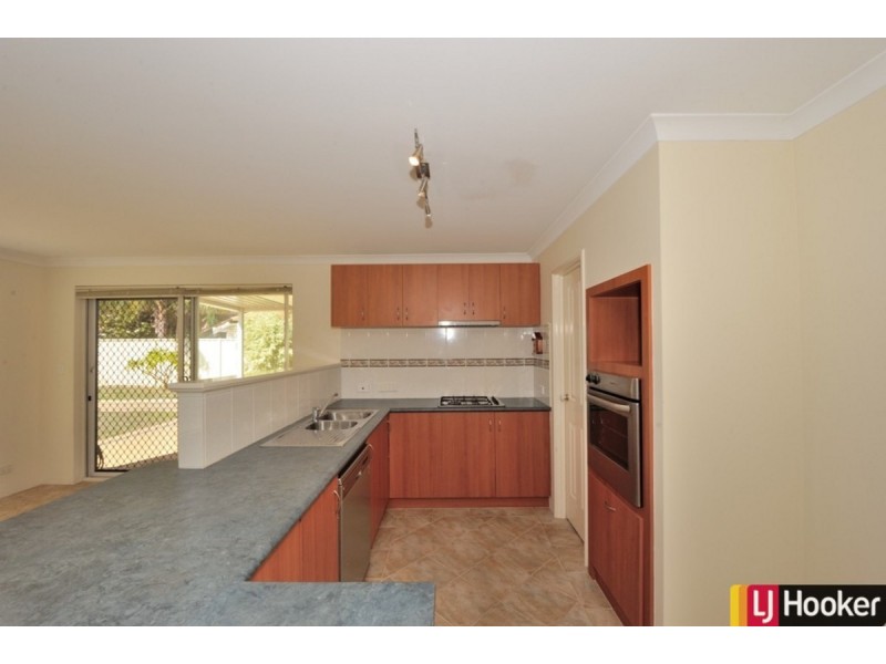 15 Hudson Drive, Dudley Park WA 6210