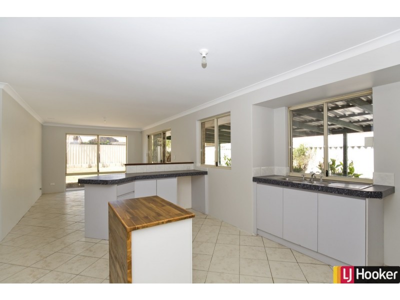 10 Buchanan Elbow, Greenfields WA 6210