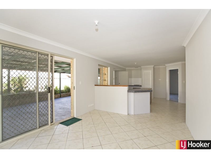 10 Buchanan Elbow, Greenfields WA 6210