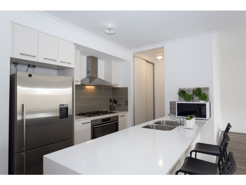 111 Bridgewater Boulevard, Erskine WA 6210