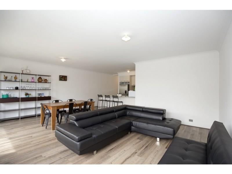 111 Bridgewater Boulevard, Erskine WA 6210