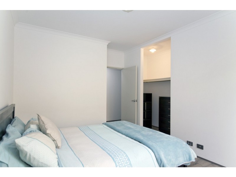 111 Bridgewater Boulevard, Erskine WA 6210