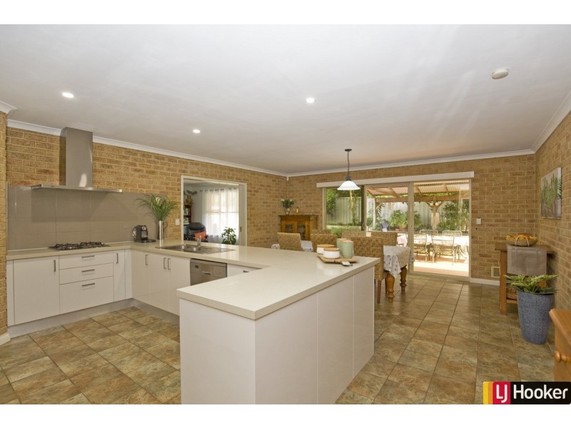 8 Glenarn Turn, Erskine WA 6210