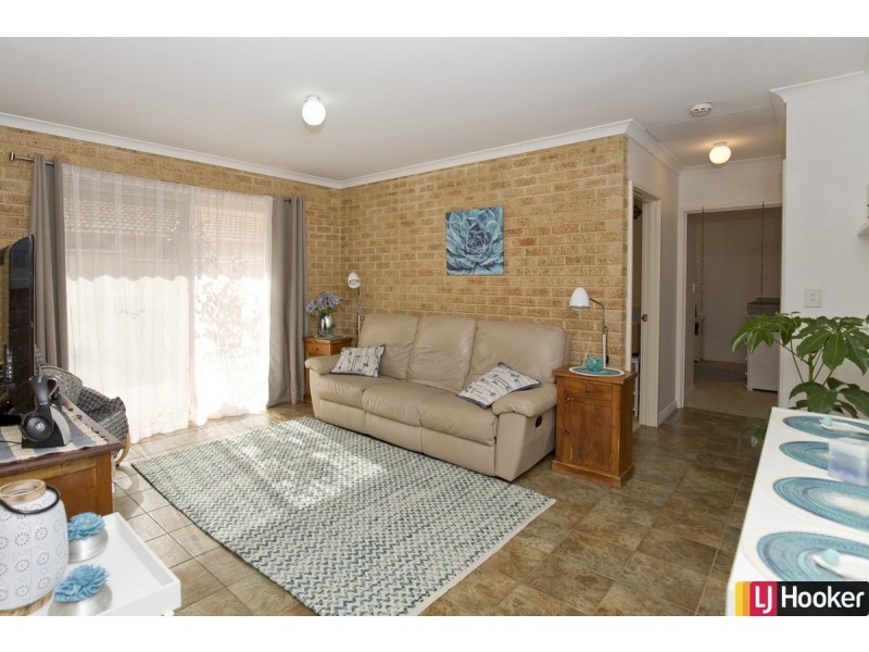 8 Glenarn Turn, Erskine WA 6210