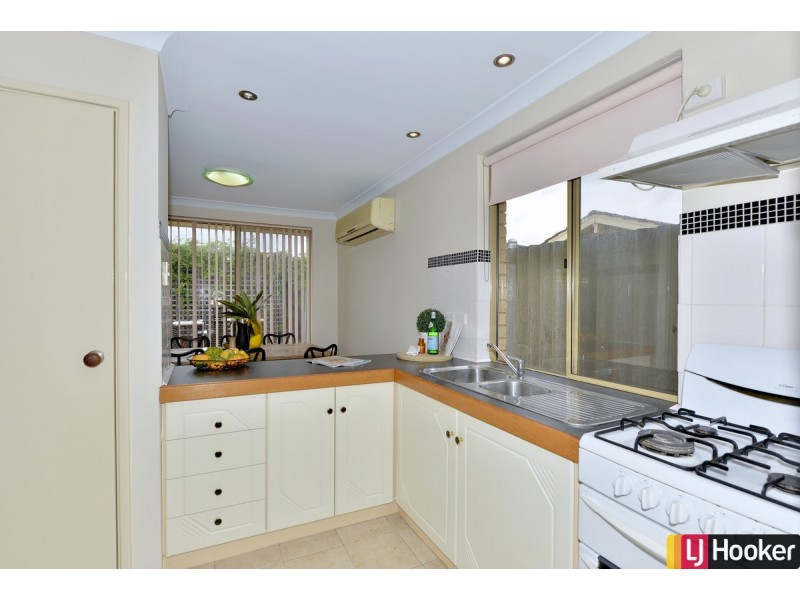 9/3 Merope Close, Rockingham WA 6168