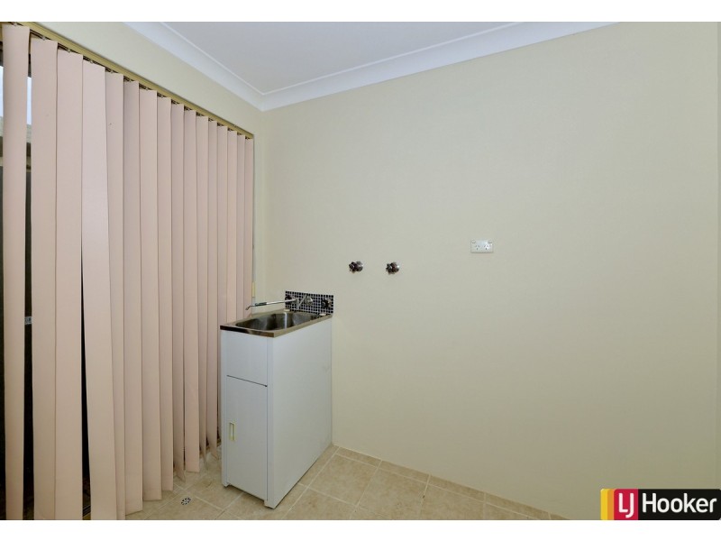9/3 Merope Close, Rockingham WA 6168
