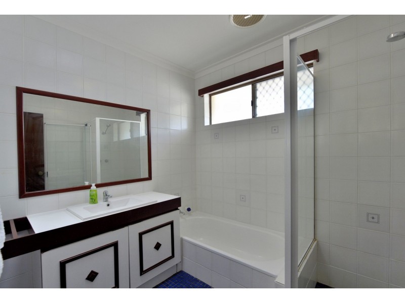 52 Mary Street, Halls Head WA 6210