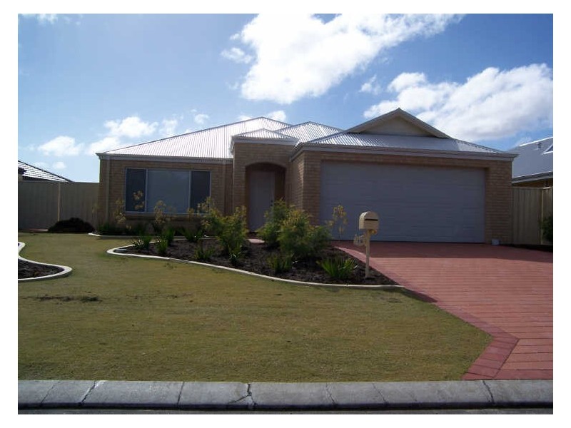 15 Sharperton Meander, DUDLEY PAR, Mandurah WA 6210