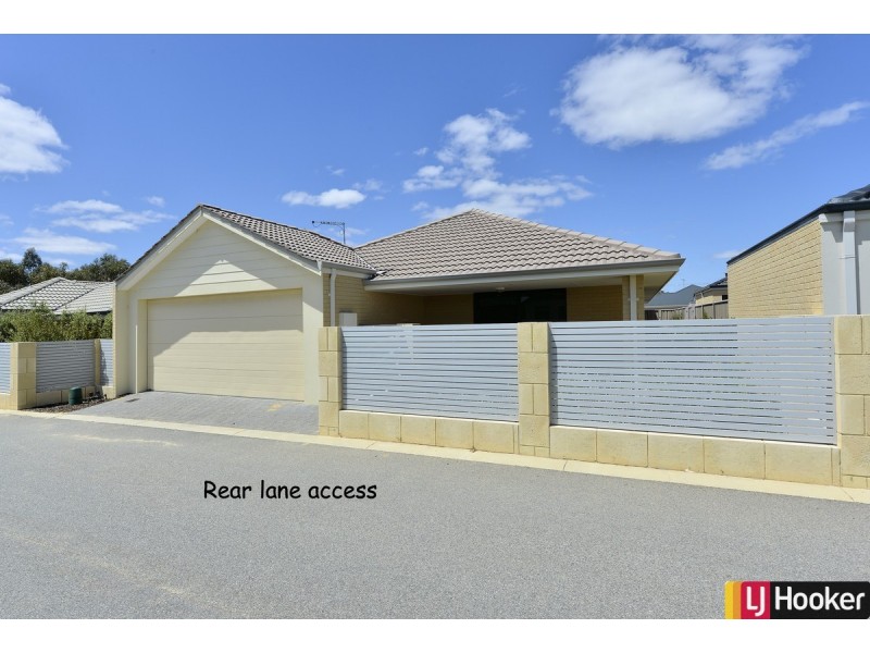 8 Rochdale Circle, Meadow Springs WA 6210