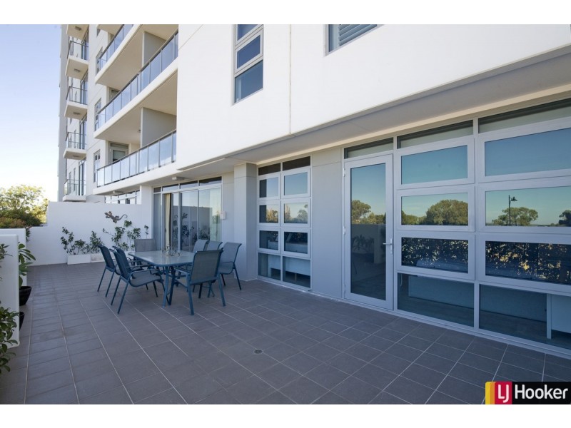 4/1 Barracks Lane, Mandurah WA 6210