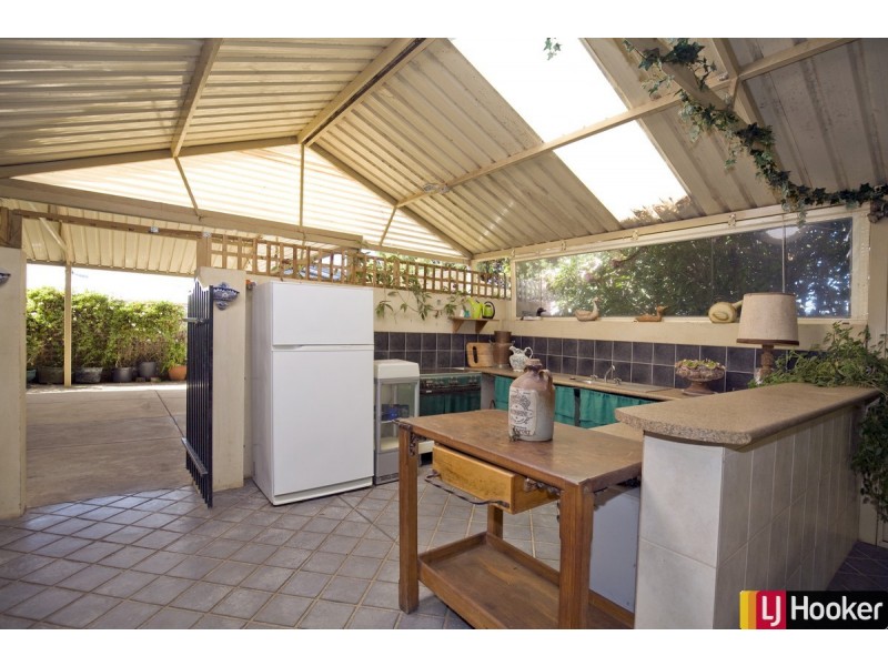 3 Nutans Court, Halls Head WA 6210