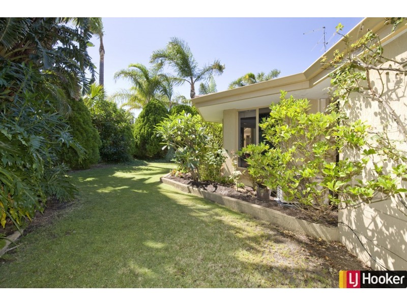 3 Nutans Court, Halls Head WA 6210