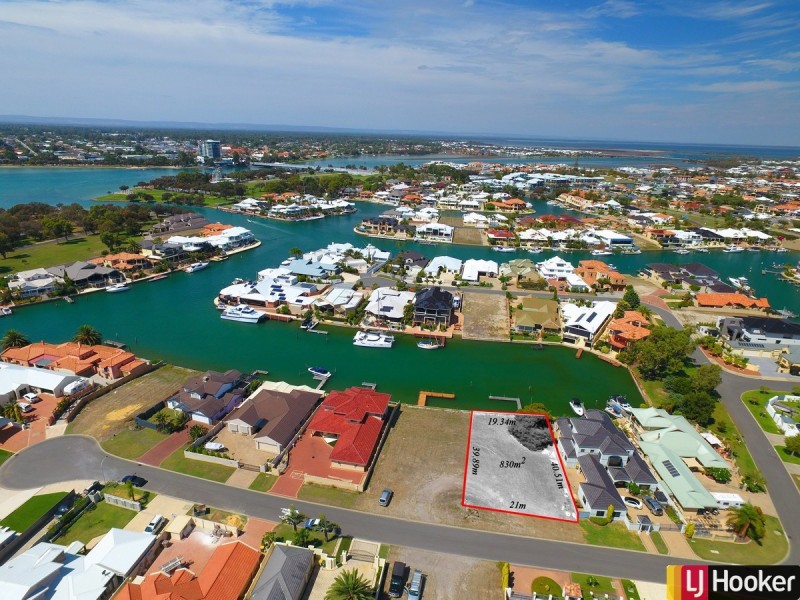 28 Cambria Island Retreat, Halls Head WA 6210