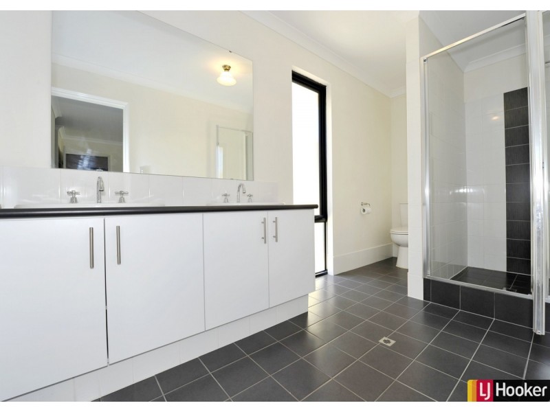 37 Wells Road, Pinjarra WA 6208