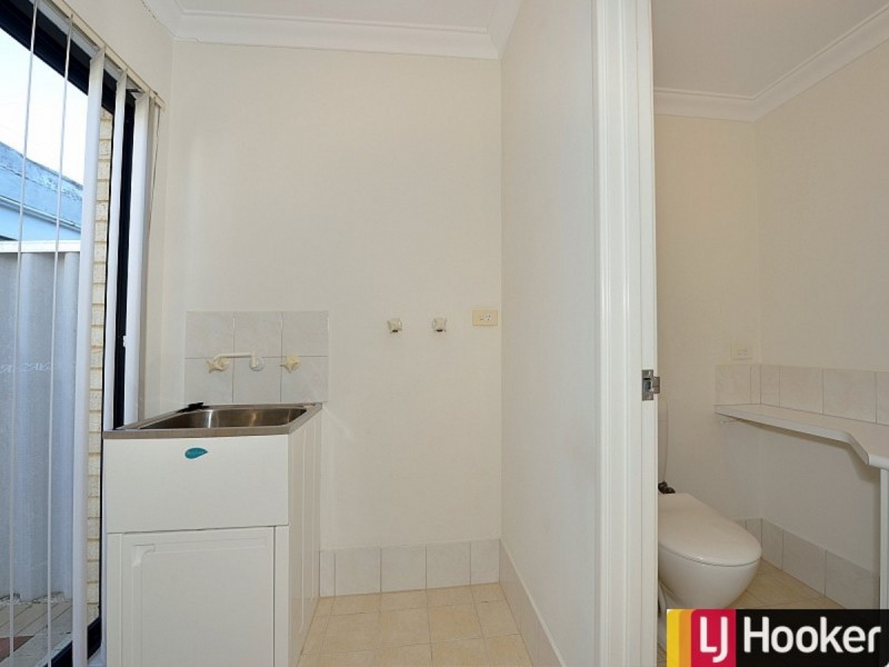 4/6 Churchill Avenue, Dudley Park WA 6210