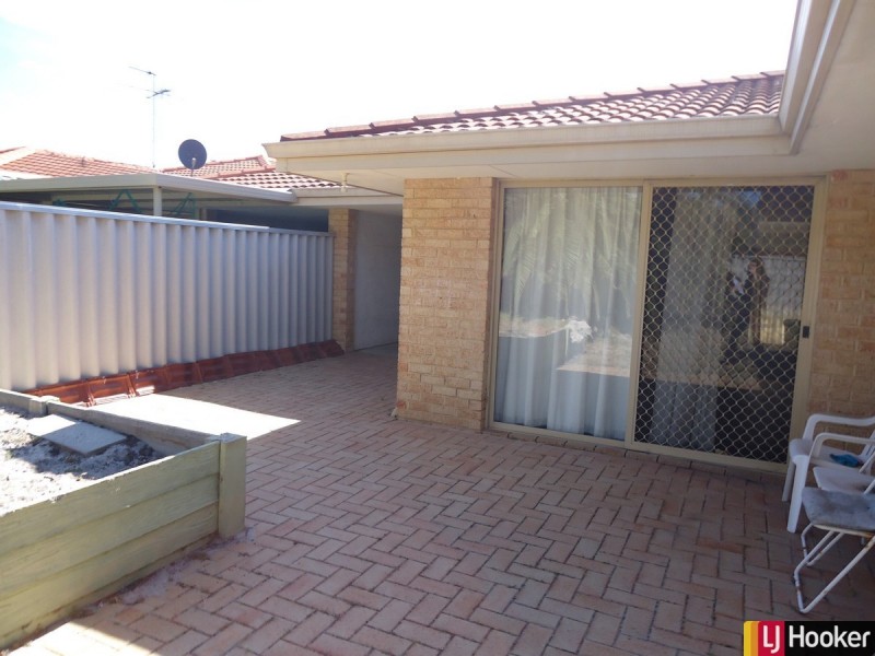 9A Magnolia Rise, Halls Head WA 6210