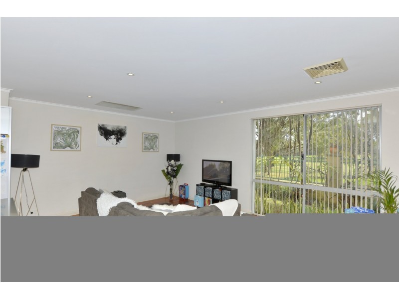 23 Malone Loop, Meadow Springs WA 6210