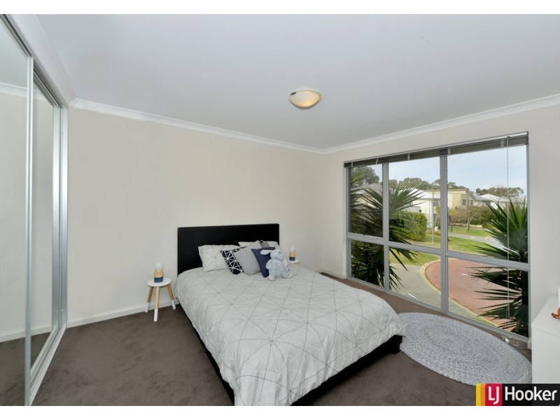 23 Malone Loop, Meadow Springs WA 6210