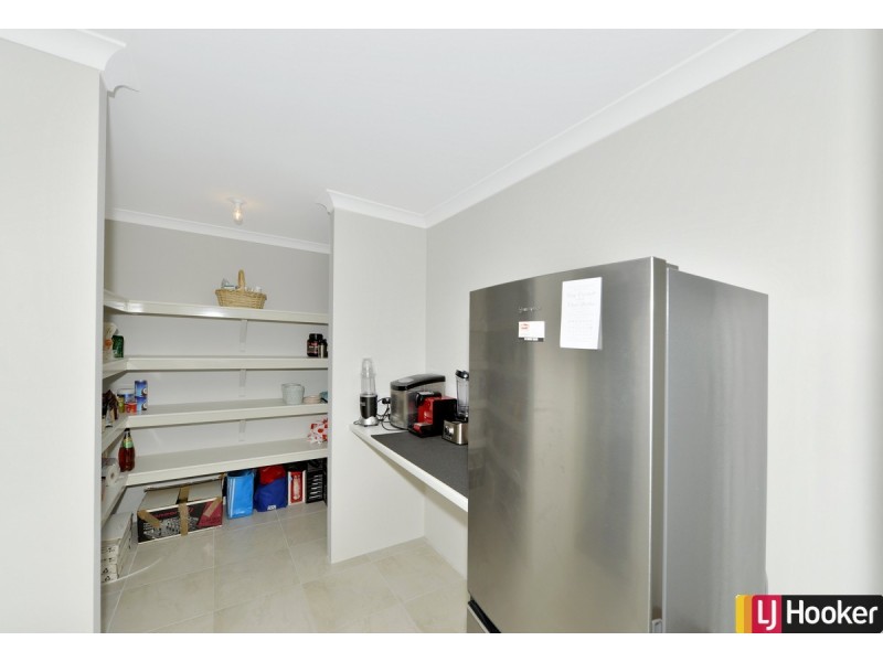 10 Scrubwren Way, Erskine WA 6210