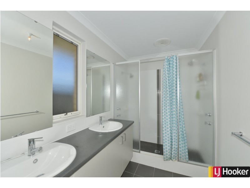 10 Scrubwren Way, Erskine WA 6210