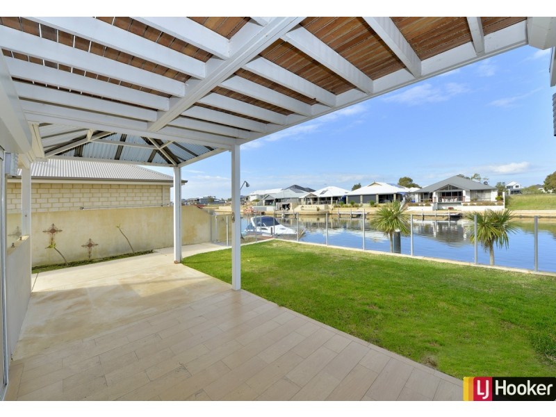 33 Waterlily Drive, Dudley Park WA 6210